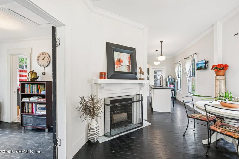 3637 Valencia Rd, Jacksonville, FL 32205