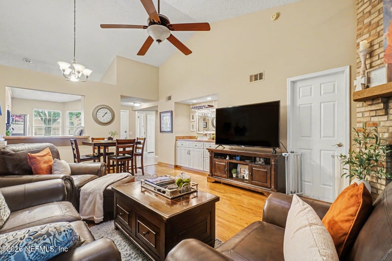 4564 Wandering Oaks Ct, Jacksonville, FL 32257