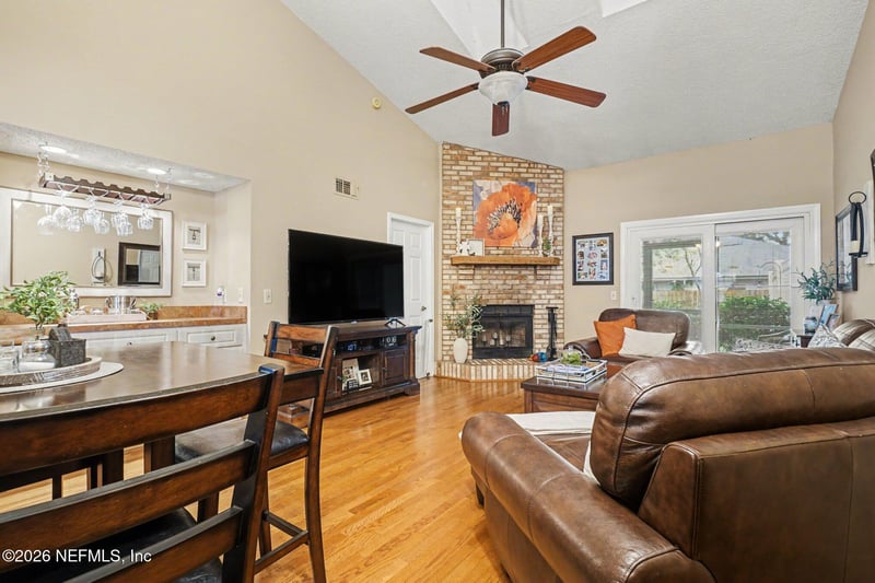 4564 Wandering Oaks Ct, Jacksonville, FL 32257