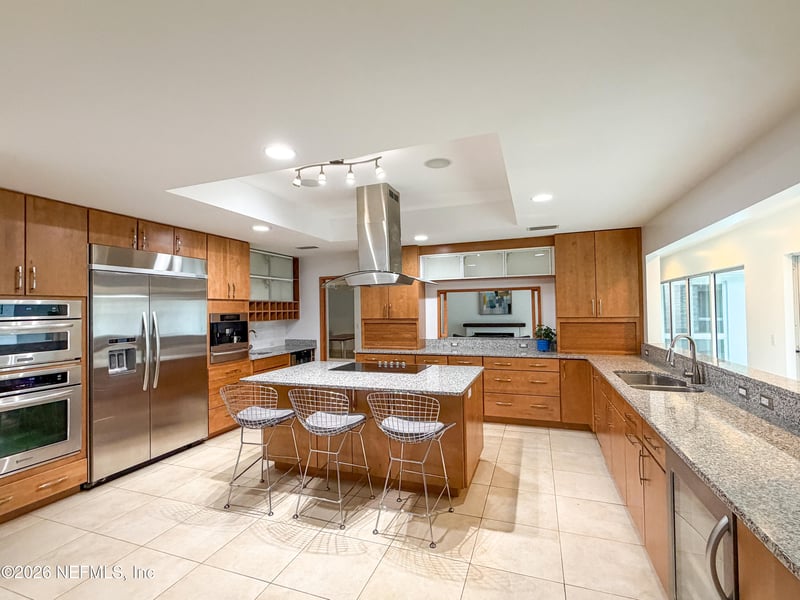 8071 Pine Lake Rd, Jacksonville, FL 32256