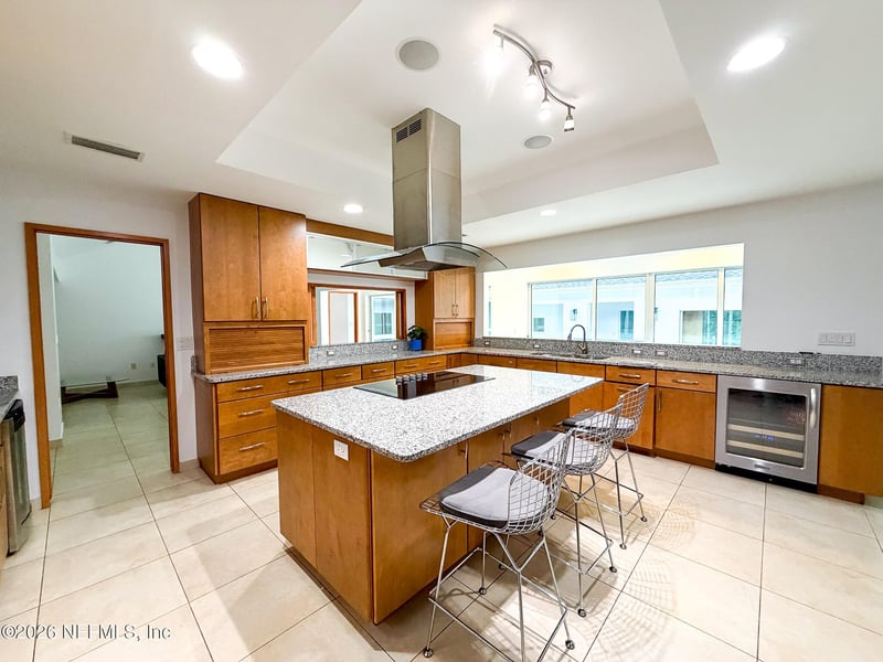 8071 Pine Lake Rd, Jacksonville, FL 32256