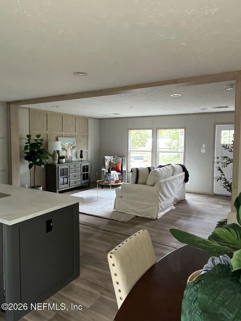 8481 210th St, Starke, FL 32091