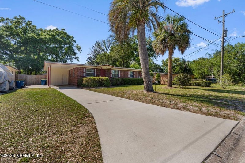 2306 Red Oak Dr, Jacksonville, FL 32211