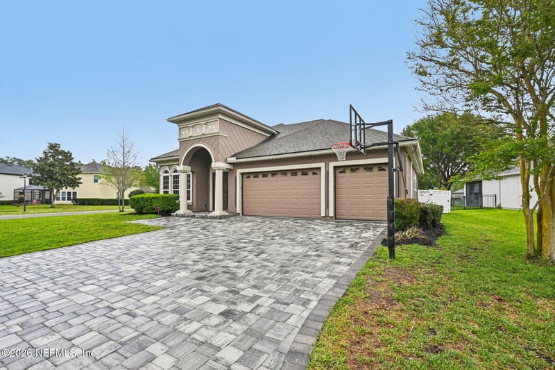 200 Ravensbury Way, St Johns, FL 32259