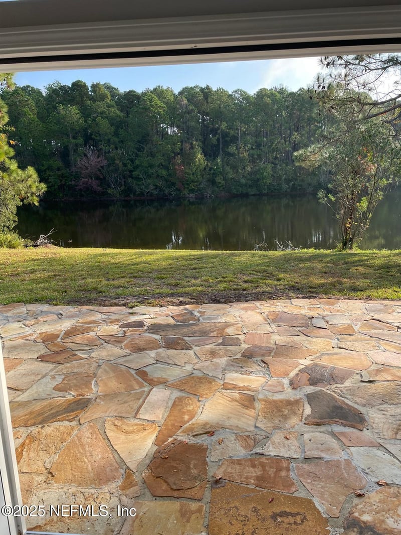 757 Benton Harbor Dr, Jacksonville, FL 32225