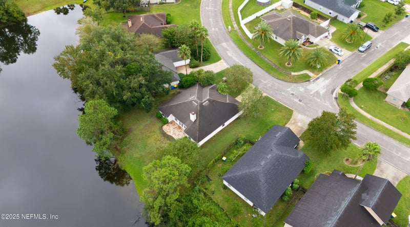 757 Benton Harbor Dr, Jacksonville, FL 32225