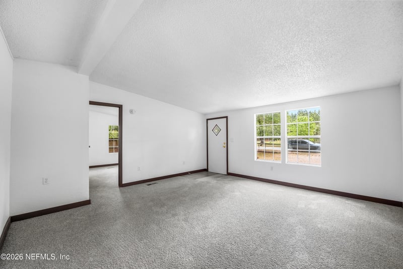 4318 Deerfield Cir, Macclenny, FL 32063