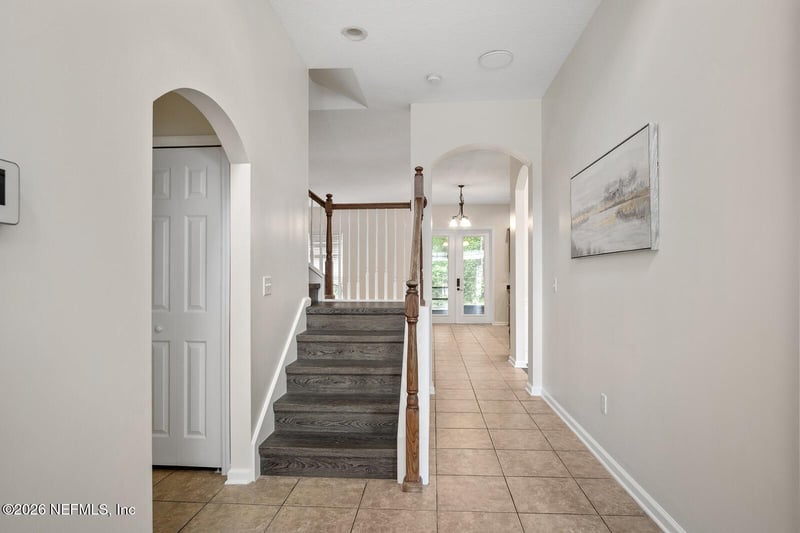 535 Roserush Ln, Jacksonville, FL 32225