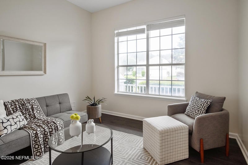 535 Roserush Ln, Jacksonville, FL 32225