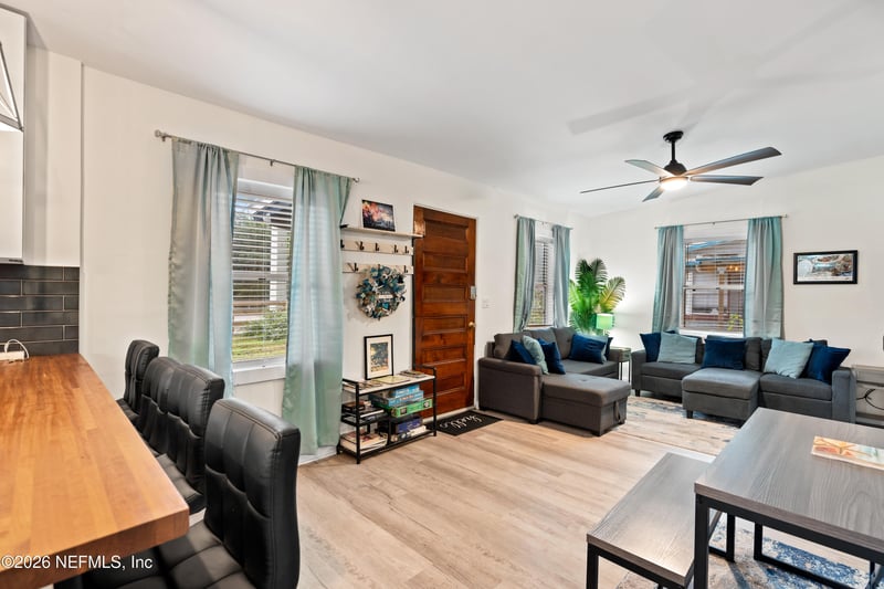 1075 Anastasia Blvd, St Augustine, FL 32080