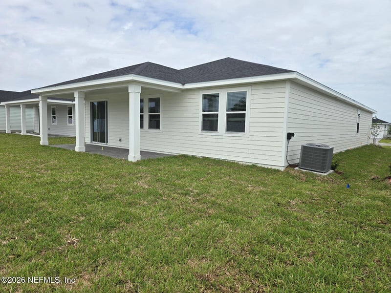 61 Ararat Dr, Palm Coast, FL 32137