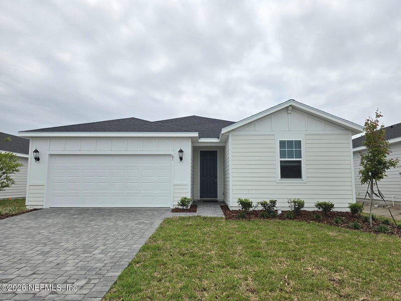 61 Ararat Dr, Palm Coast, FL 32137