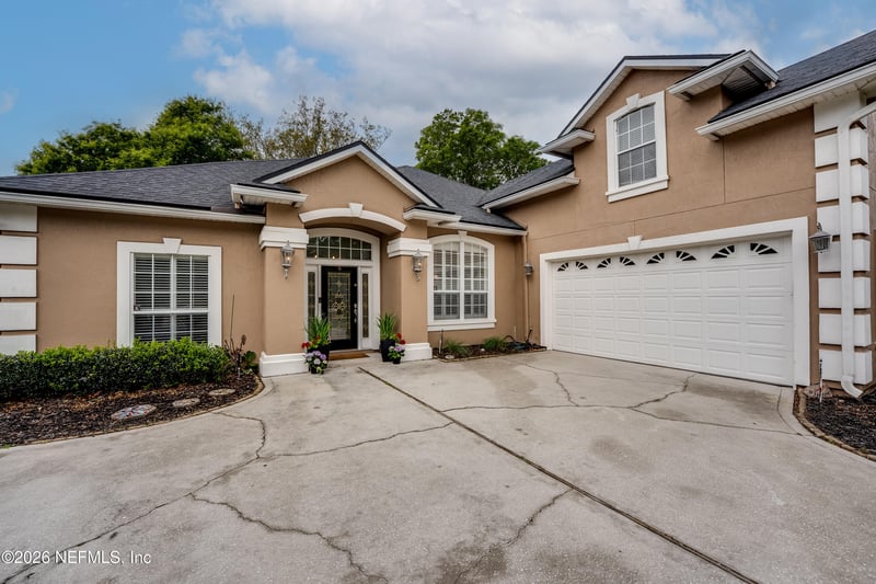 1124 Ashmore Dr, St Johns, FL 32259