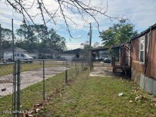 5525 Valdura Ave, Jacksonville, FL 32244