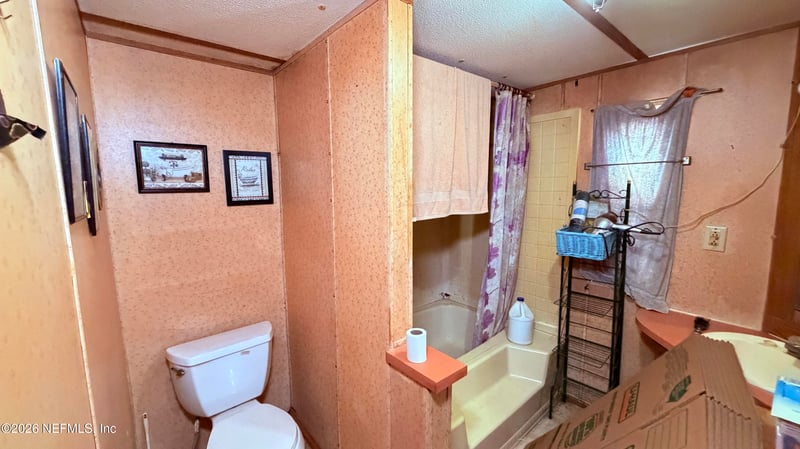 8252 Buttercup St, Jacksonville, FL 32210