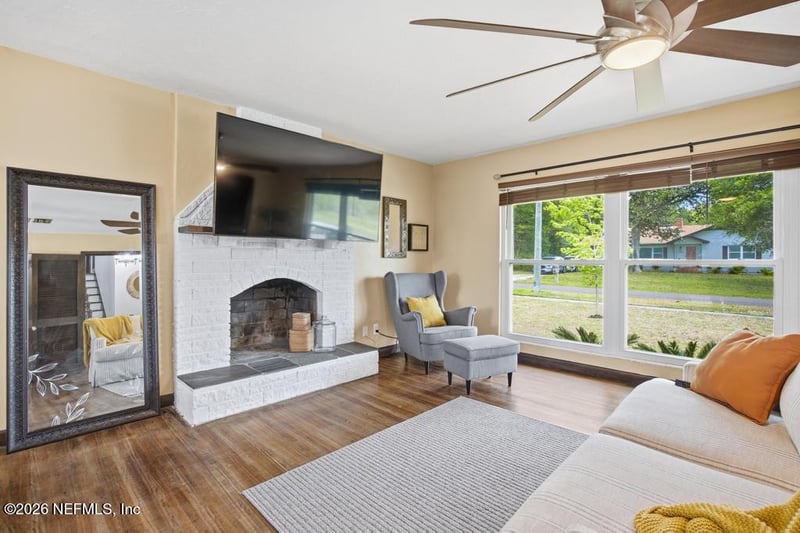 2319 Mills Rd, Jacksonville, FL 32216