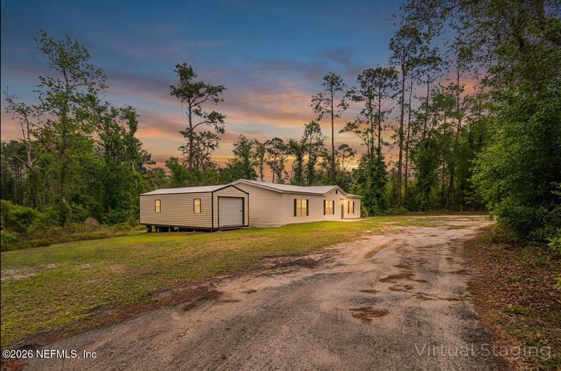 10543 Oak Hill Rd, Glen St Mary, FL 32040