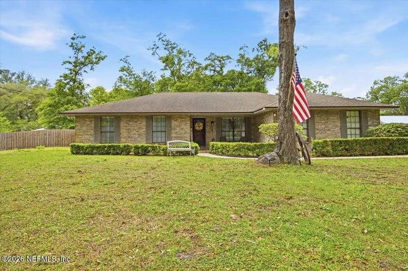 11166 Woodelm Dr, Jacksonville, FL 32218