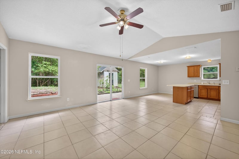 8724 Gum St, Jacksonville, FL 32244