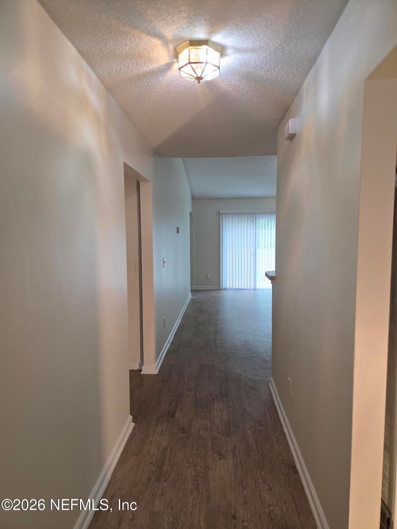 3762 Lauren Oak Ln, Jacksonville, FL 32221