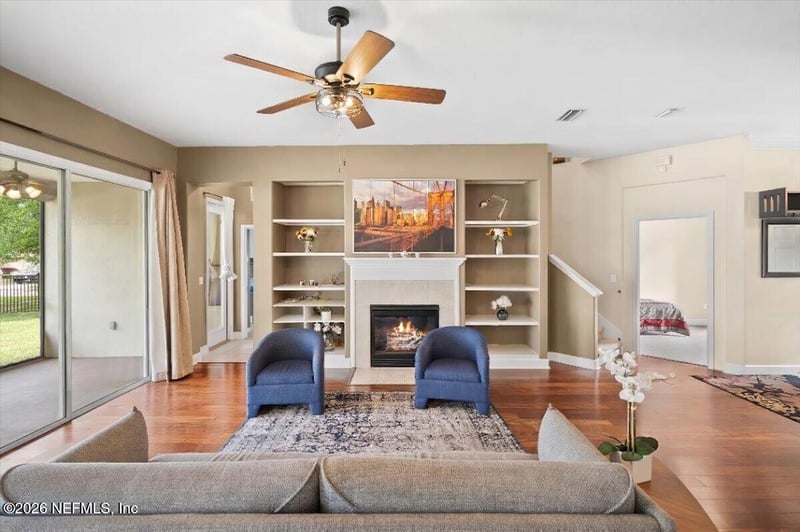 2470 Country Side Dr, Fleming Island, FL 32003