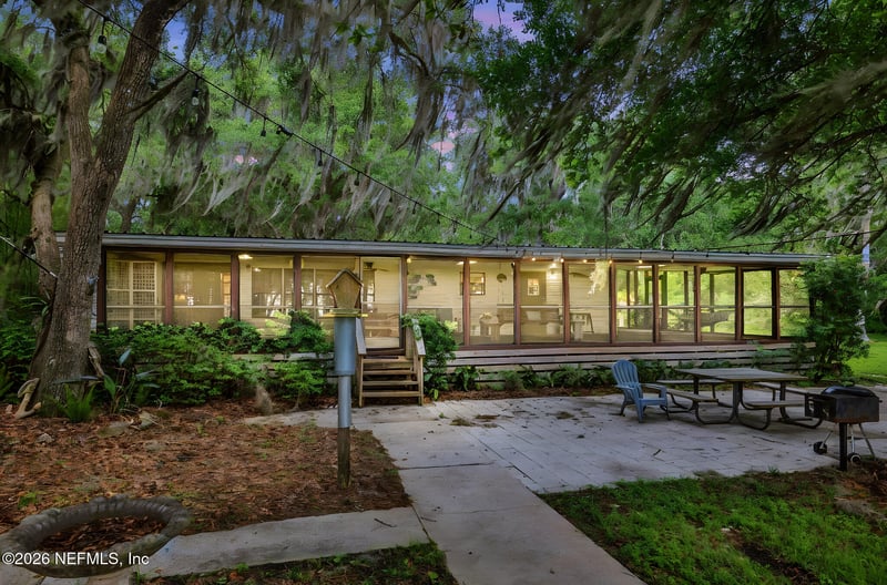 6589 Seldom Rest Rd, Green Cove Springs, FL 32043