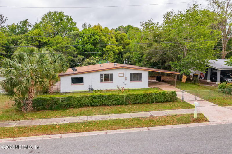 6840 London Bridge Ln, Jacksonville, FL 32210