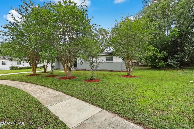 6104 Vasari Dr, Jacksonville, FL 32216