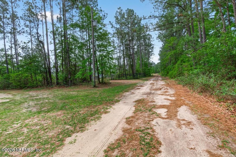 15559 County Road 108, Hilliard, FL 32046
