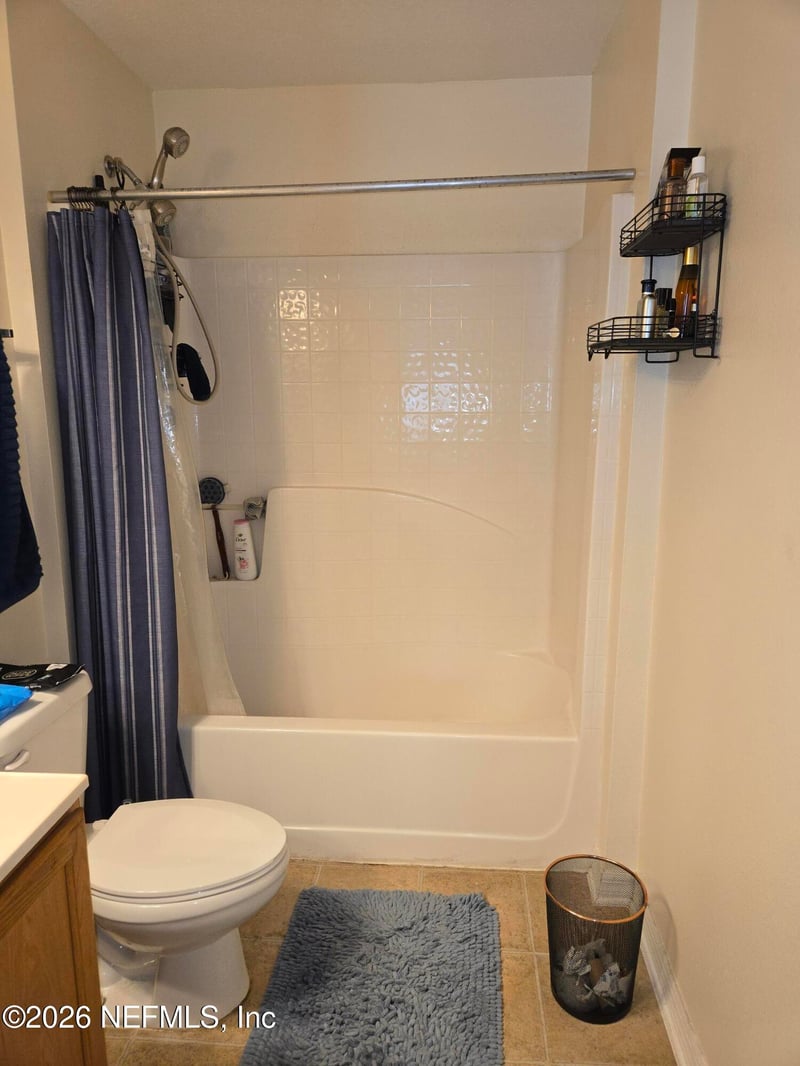 7070 St Ives Ct, Jacksonville, FL 32244