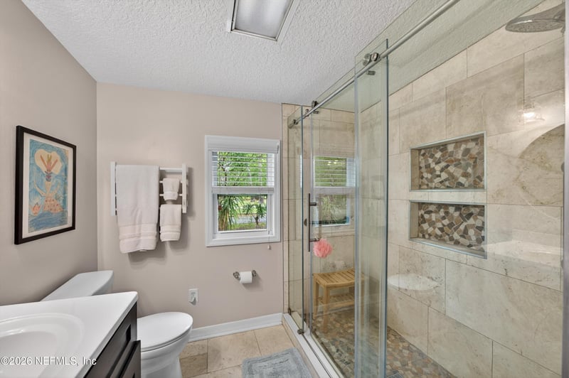 1573 Charon Rd, Jacksonville, FL 32205