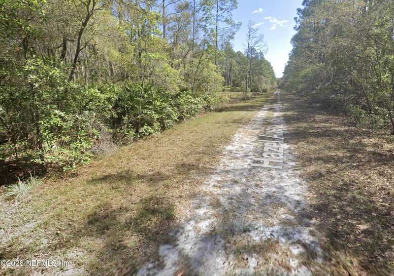 212 Hazel Ave, Georgetown, FL 32139