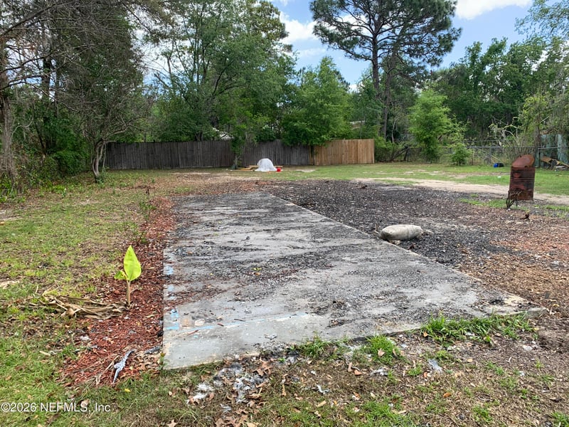 234 Maltas Ave, Interlachen, FL 32148