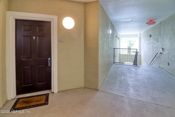 8290 Gate Pw #503, Jacksonville, FL 32216