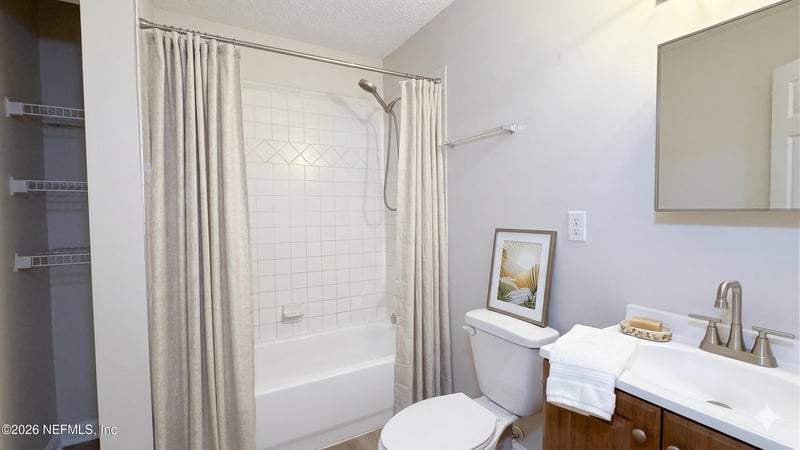 8678 Sibbald Rd, Jacksonville, FL 32219