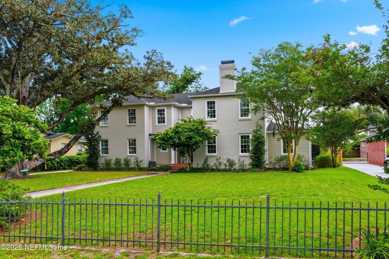 1052 Holly Ln, Jacksonville, FL 32207