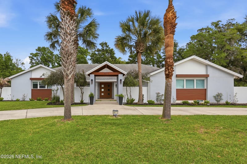 8071 Pine Lake Rd, Jacksonville, FL 32256