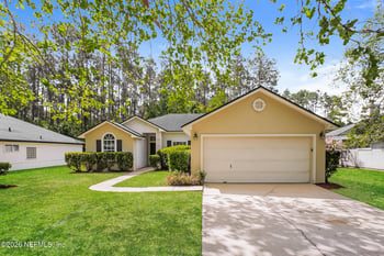 177 Southern Grove Dr, St Johns, FL 32259