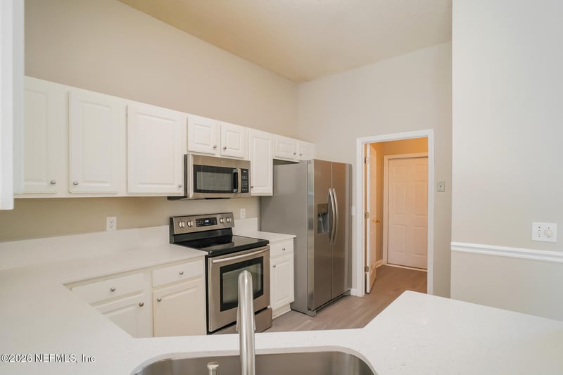 177 Southern Grove Dr, St Johns, FL 32259