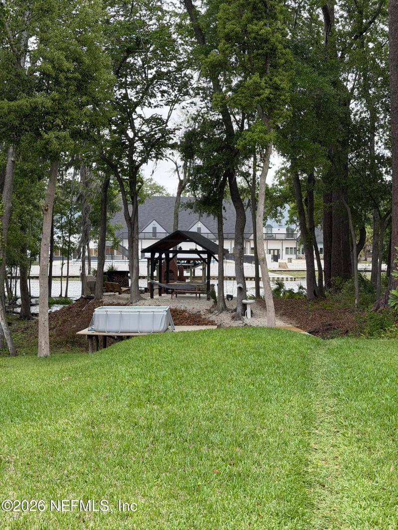 6093 Hyde Park Cir, Jacksonville, FL 32210