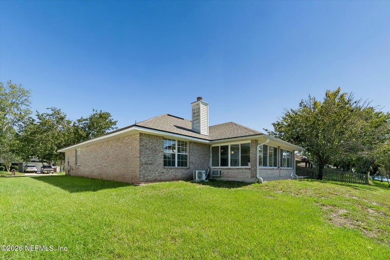 1254 Mcgirts Creek Dr, Jacksonville, FL 32221