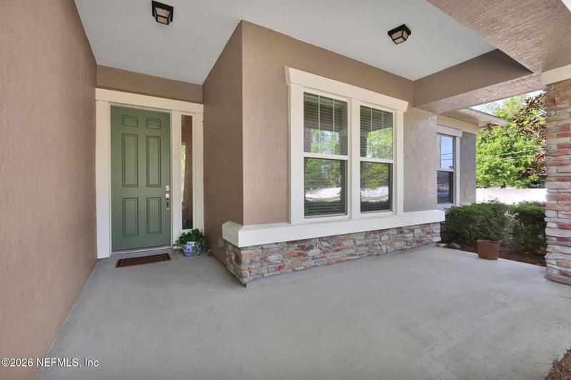 4602 Maple Lakes Dr, Jacksonville, FL 32257