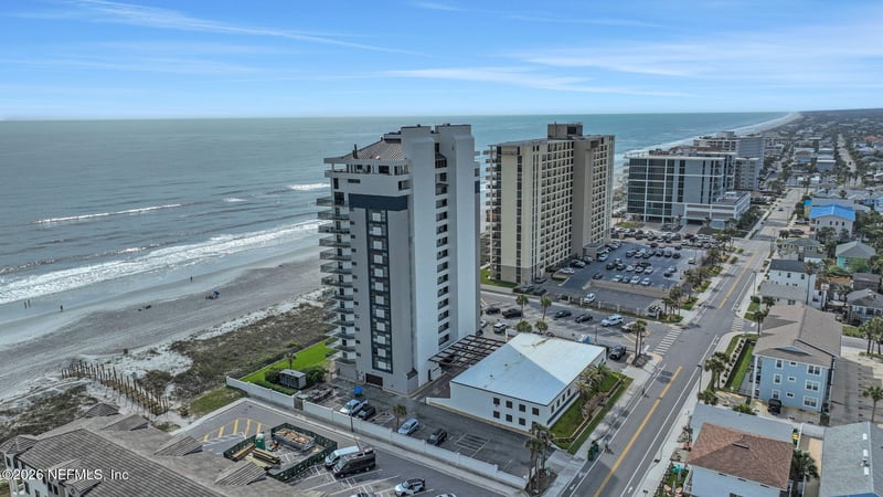 1221 1st St #6A, Jacksonville Beach, FL 32250