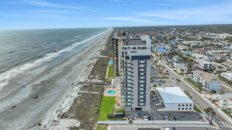 1221 1st St #6A, Jacksonville Beach, FL 32250