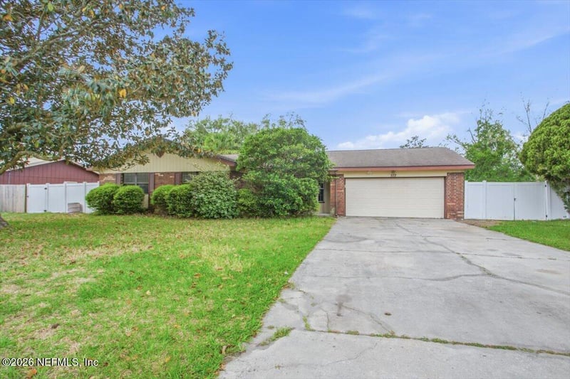 572 John Hancock St, Orange Park, FL 32073