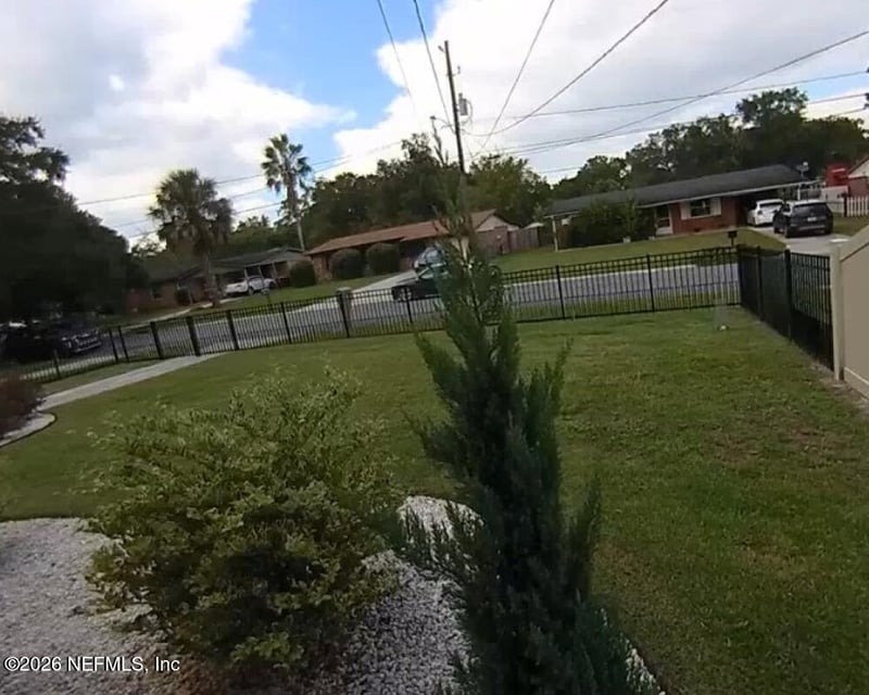 7518 Leroy Dr, Jacksonville, FL 32244