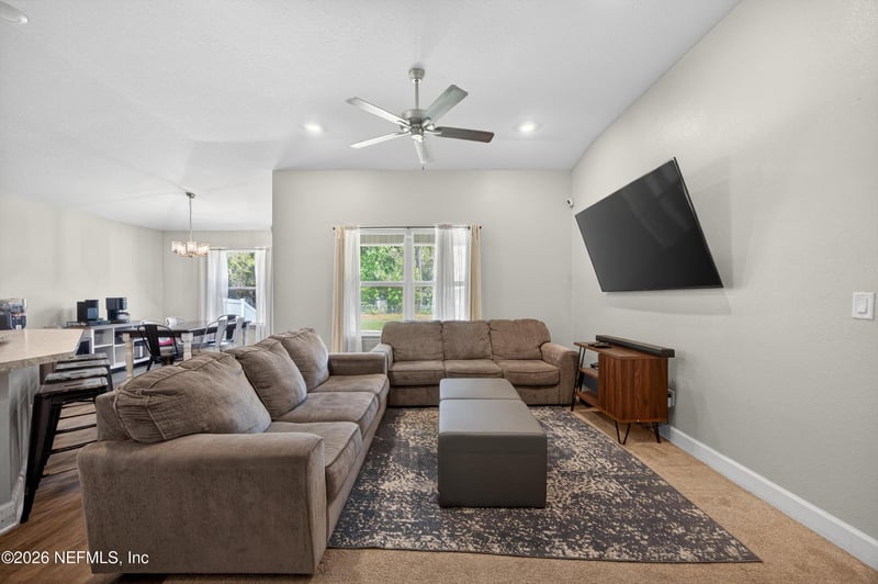 7841 Wyoming St, Jacksonville, FL 32220