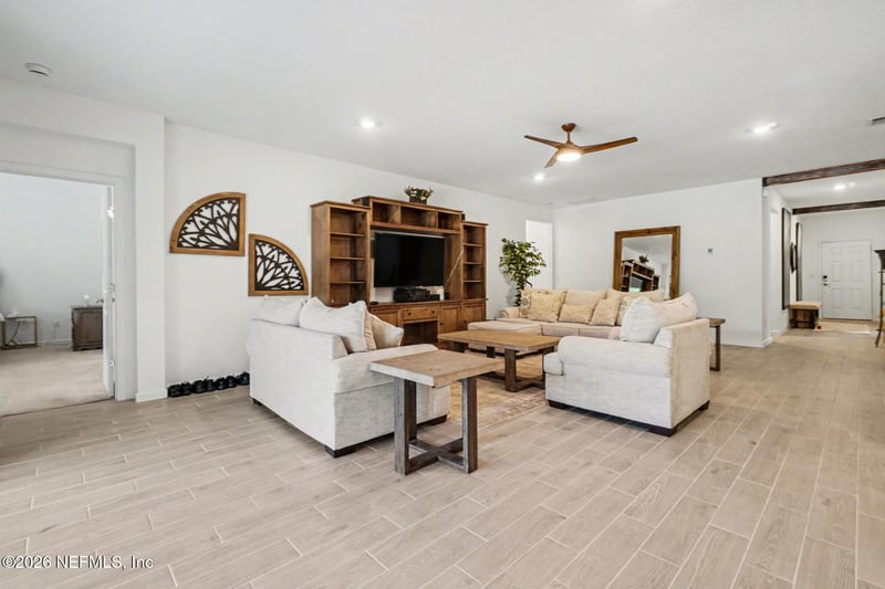 1712 Lachlan Cir, Jacksonville, FL 32218