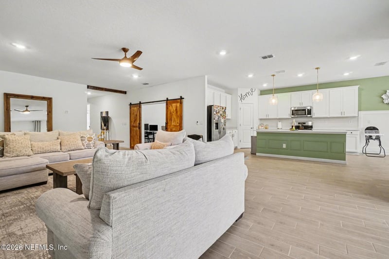 1712 Lachlan Cir, Jacksonville, FL 32218