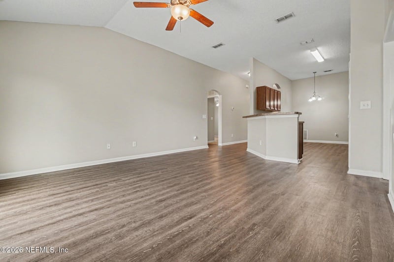 94011 Last Ln, Yulee, FL 32097